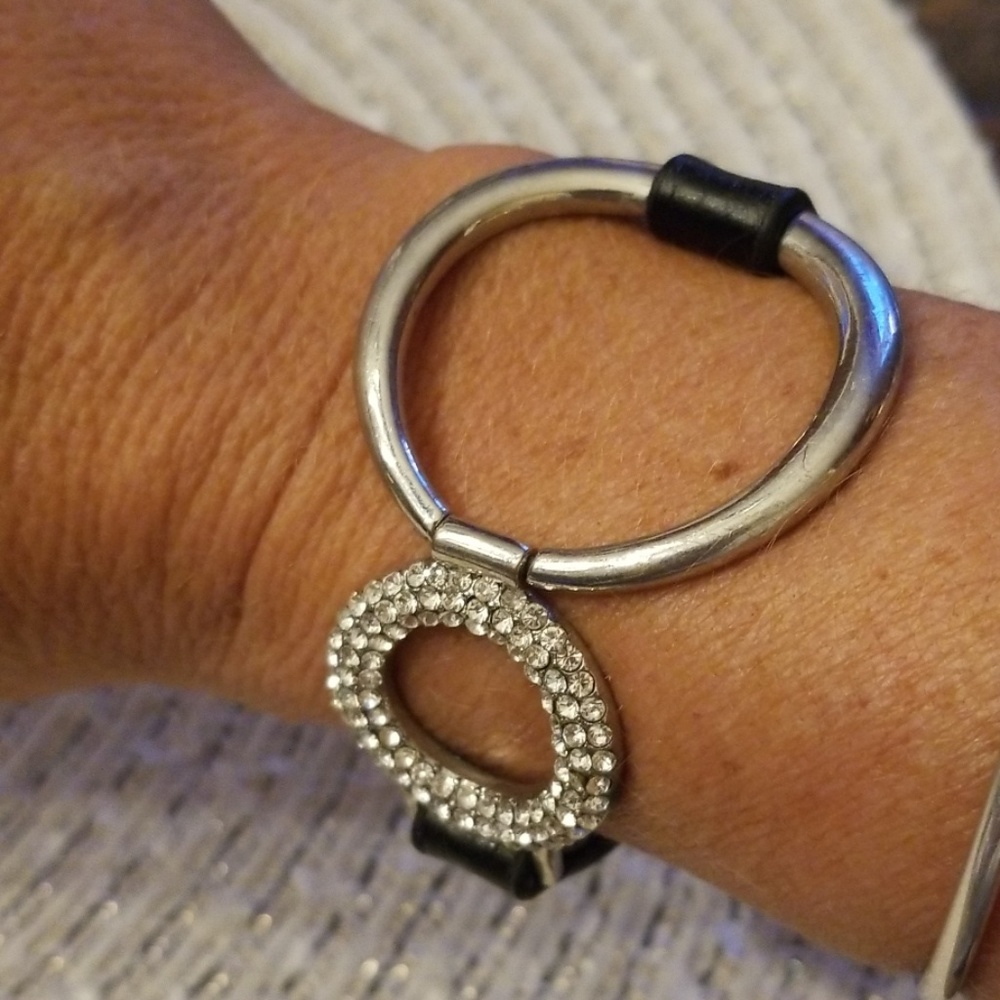 Bracelet - Picture 3 of 3